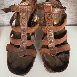 Donald J. Pliner Women’s Brown Ankle Strap Suede Sandals